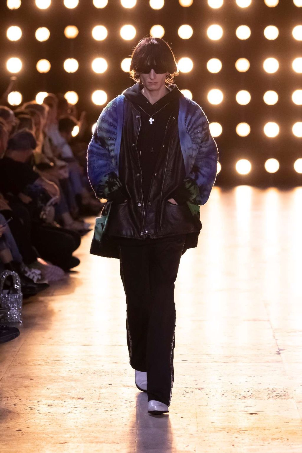 HEDI SLIMANE PRESENTS A STAR-STUDDED ROCK RENAISSANCE AT CELINE HOMME SS23 SHOW