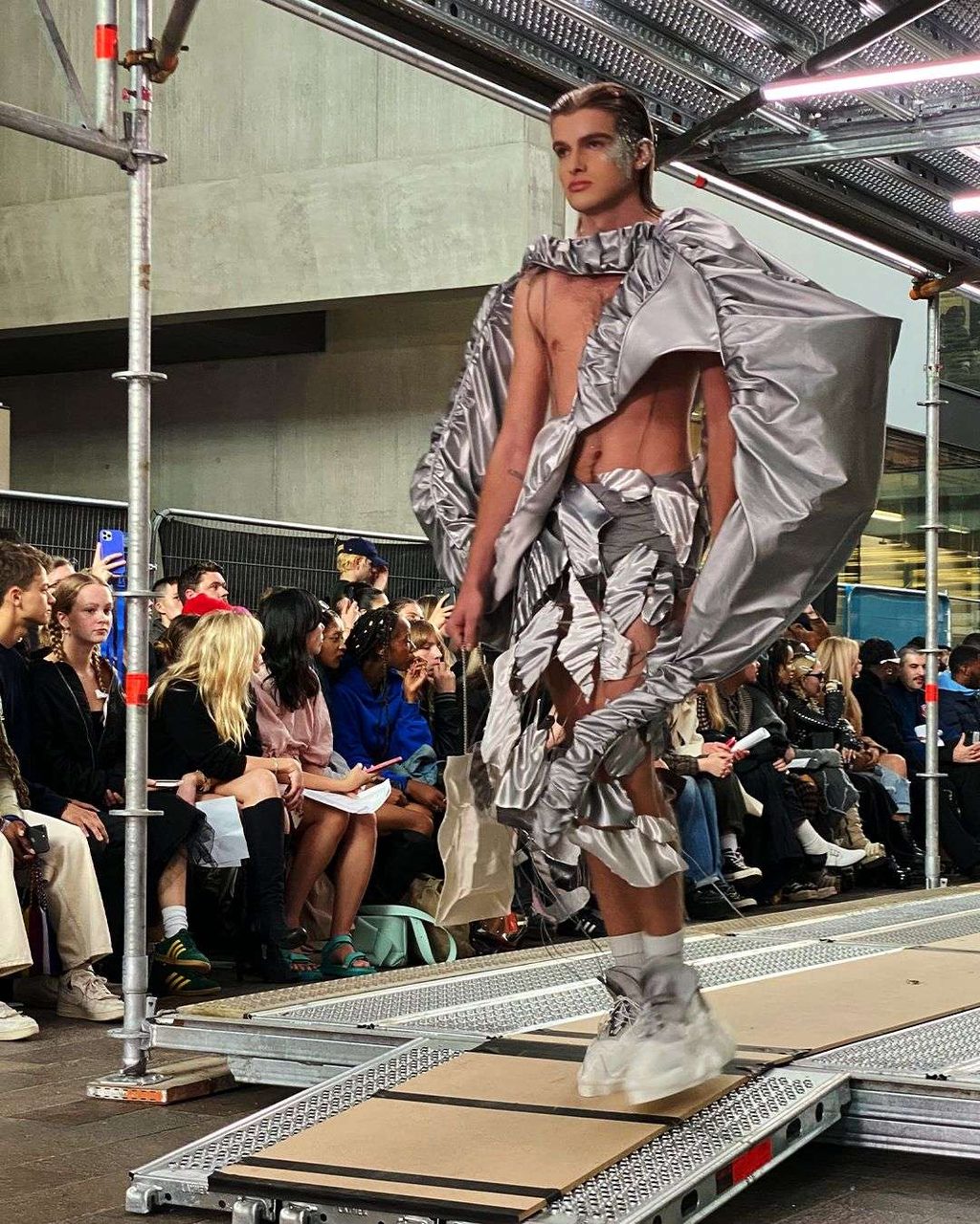 115 DESIGNERS, 1 HOUR & MADONNA ON THE FROW: THE BA CSM SHOW