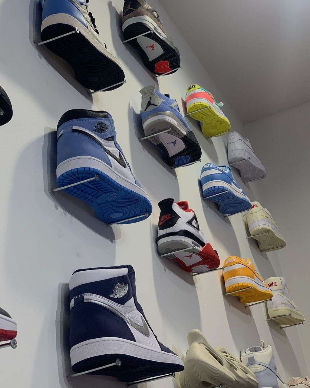 DUKE'S ARCHIVE: HOME OF ALL THINGS RARE AND SOUGHT AFTER