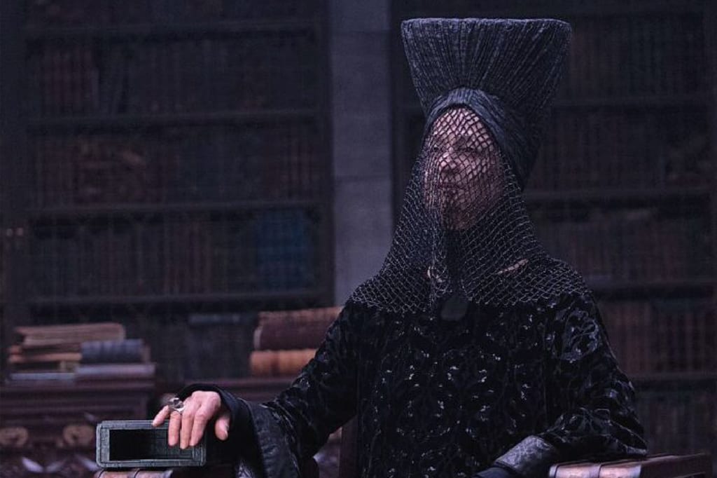 WE HAVE OFFICIALLY ENTERED THE DUNE ERA, HERE’S HOW TO DRESS FOR IT