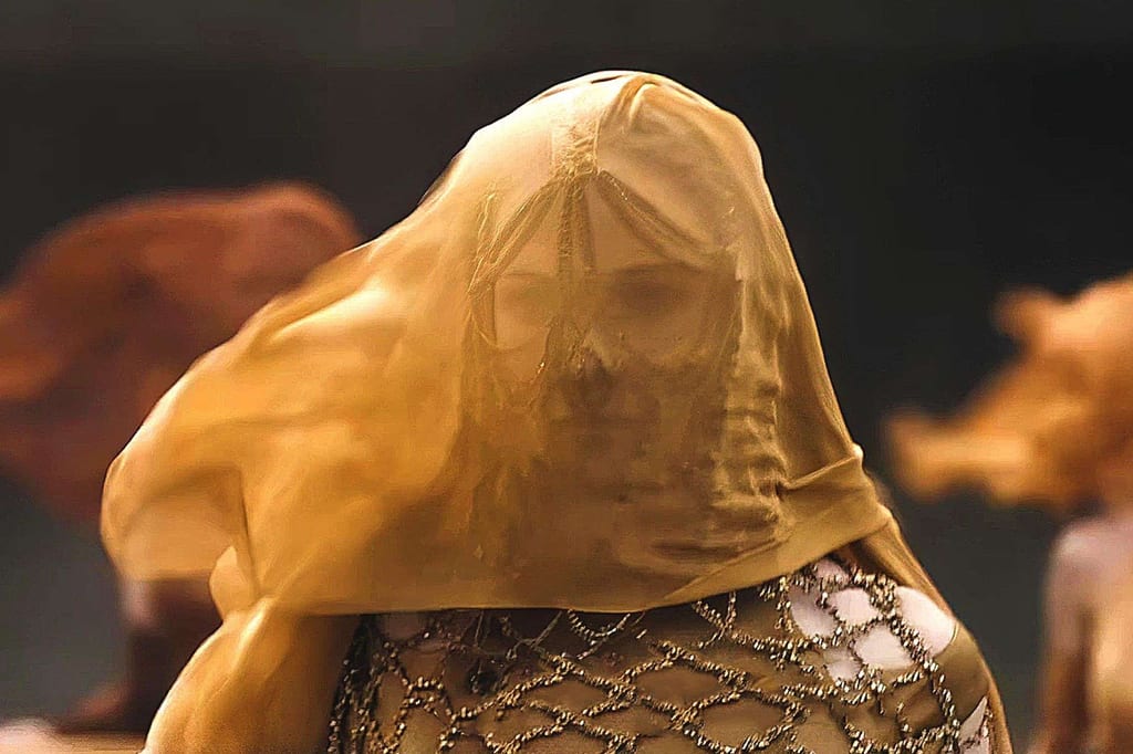WE HAVE OFFICIALLY ENTERED THE DUNE ERA, HERE’S HOW TO DRESS FOR IT