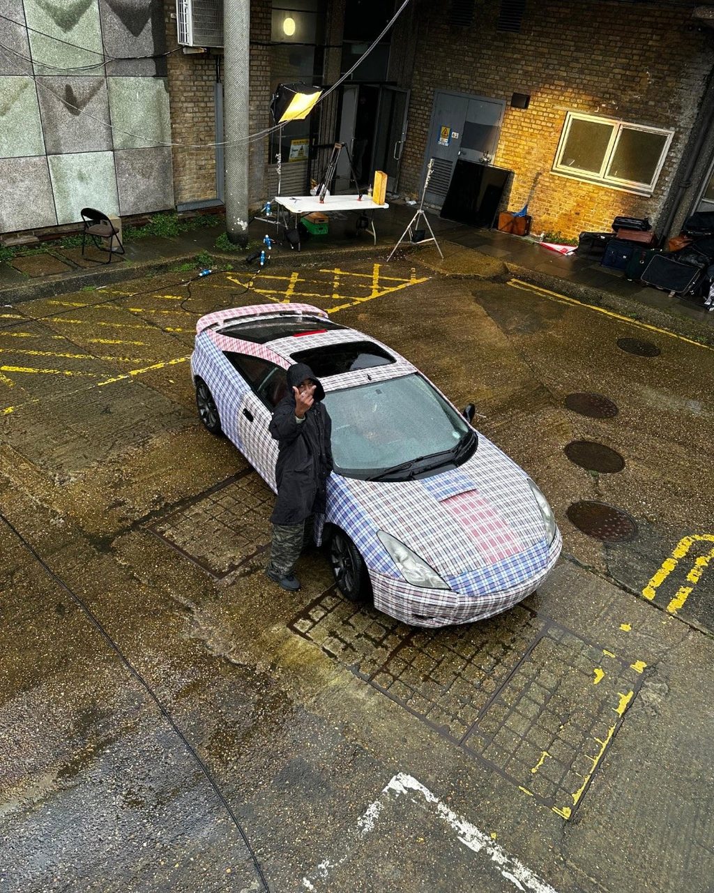 London becomes Crepe City, Porsche drives by Marseille & more this week