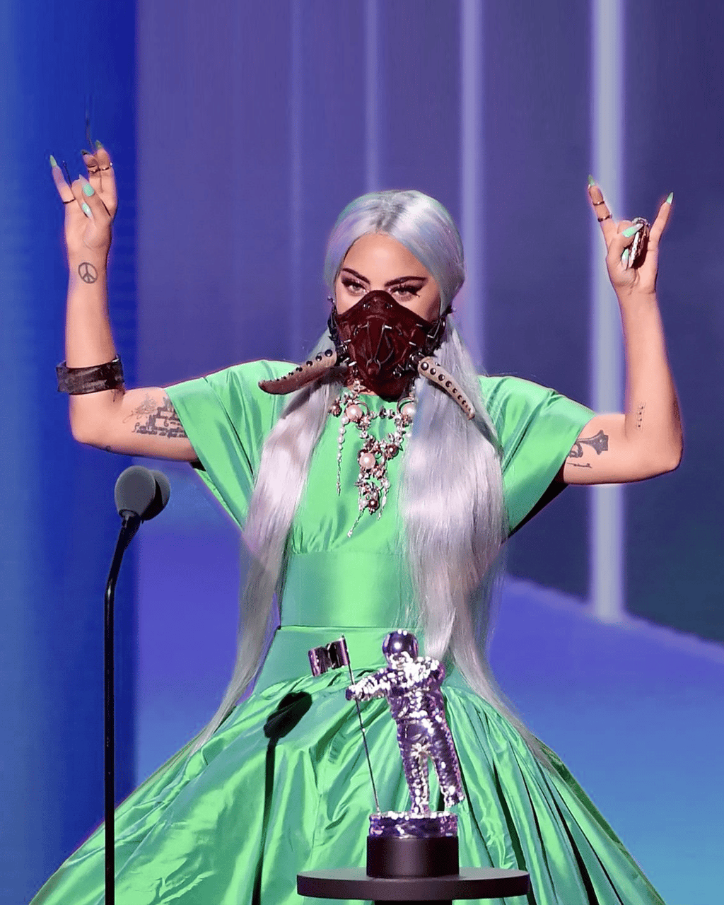 THE 2020 MTV EMA'S WERE A SERATONIN-FILLED SINGALONG