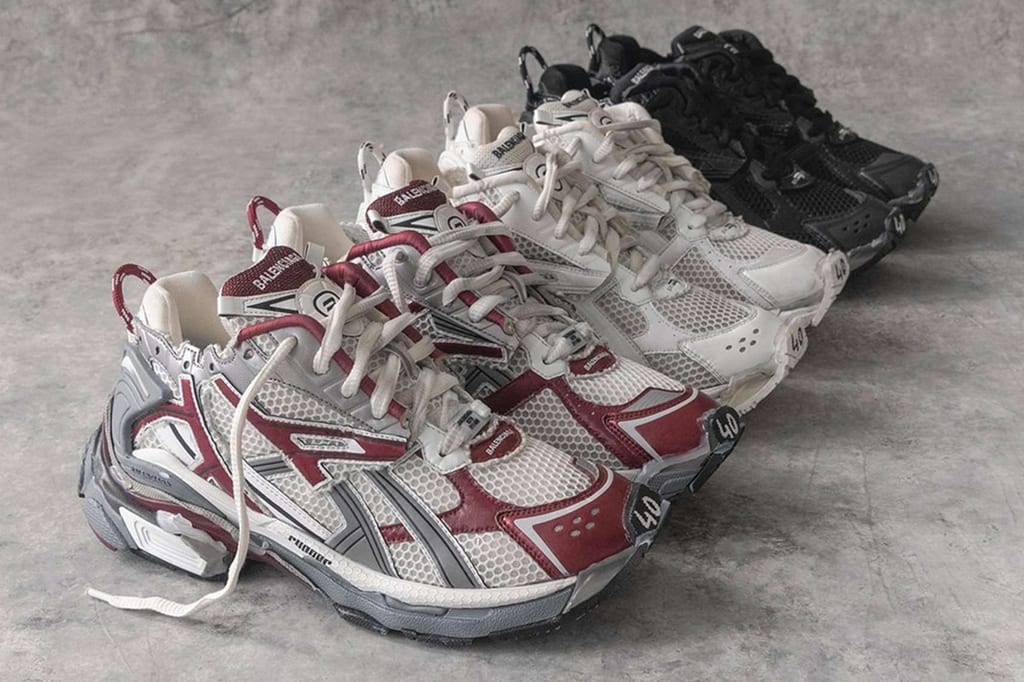 THE BALENCIAGA RUNNER IS STRANGE: DO WE LIKE IT?
