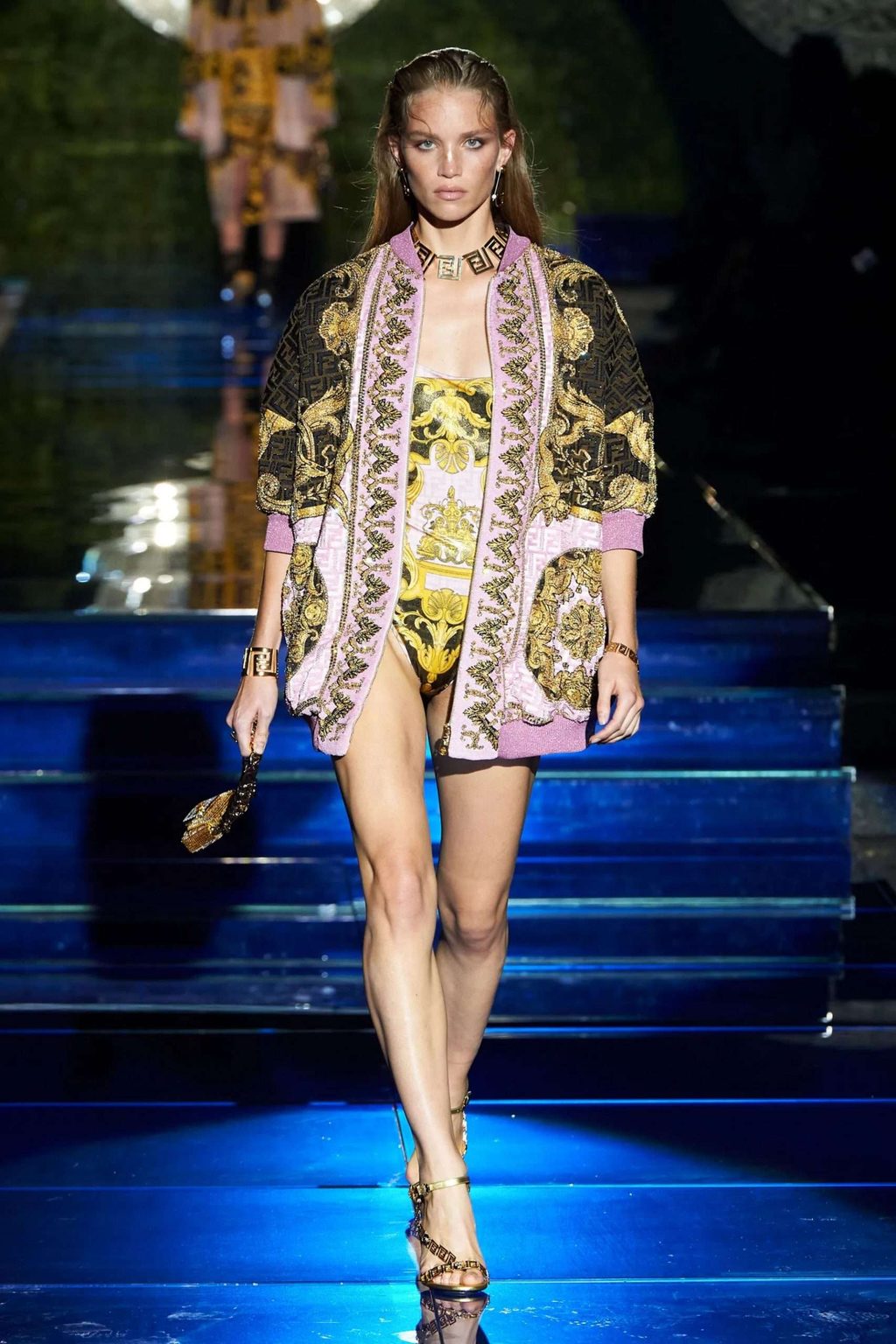 FENDACE: A CELEBRATION OF ITALIAN LUXURY