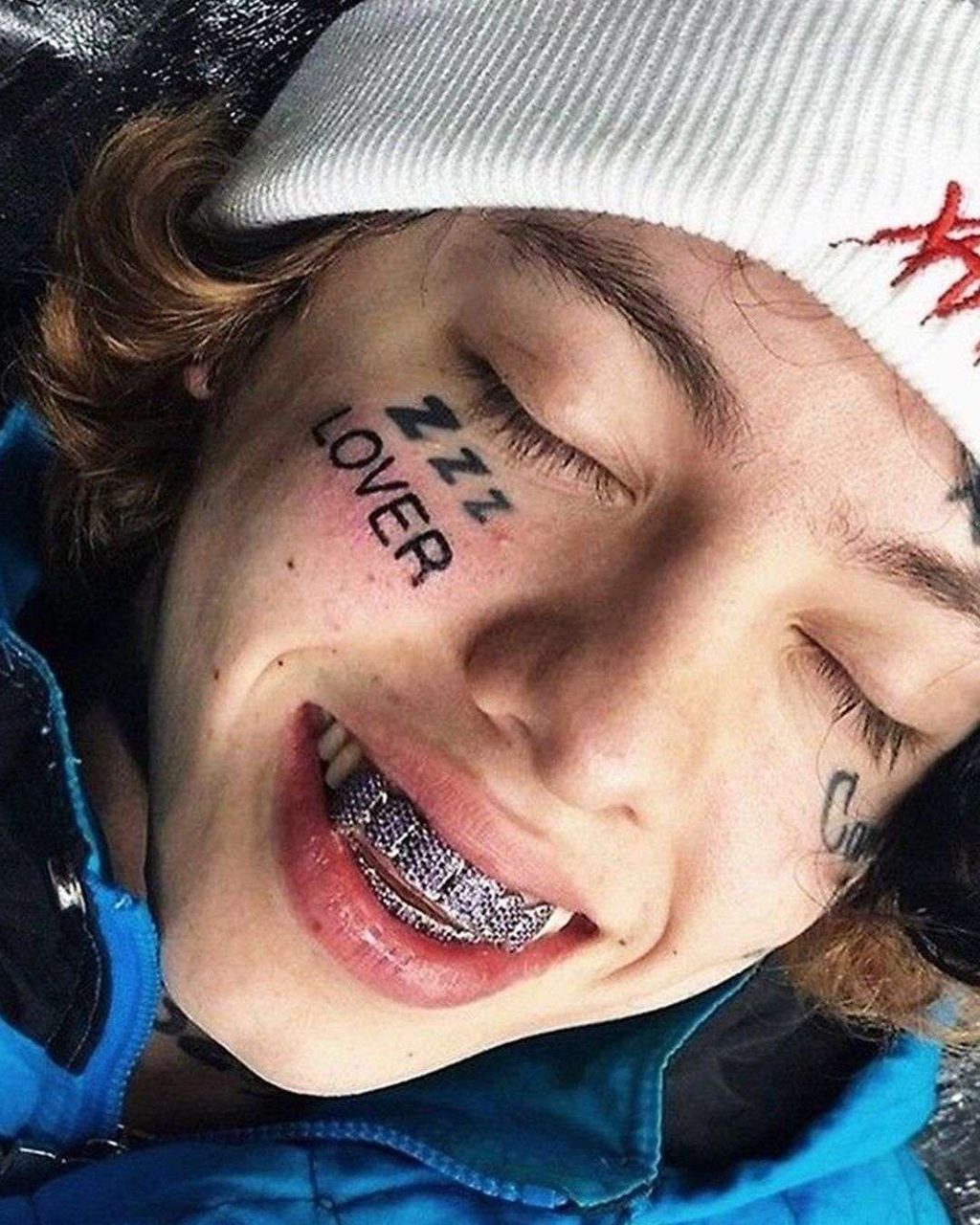 THE EVOLUTION OF GRILLZ