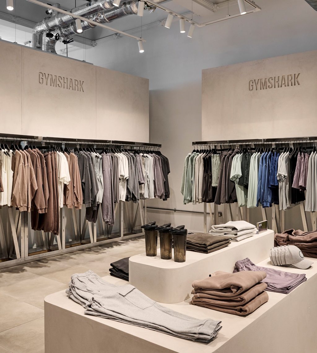 Burberry in Venice, a Nahmias store makeover in LA & more