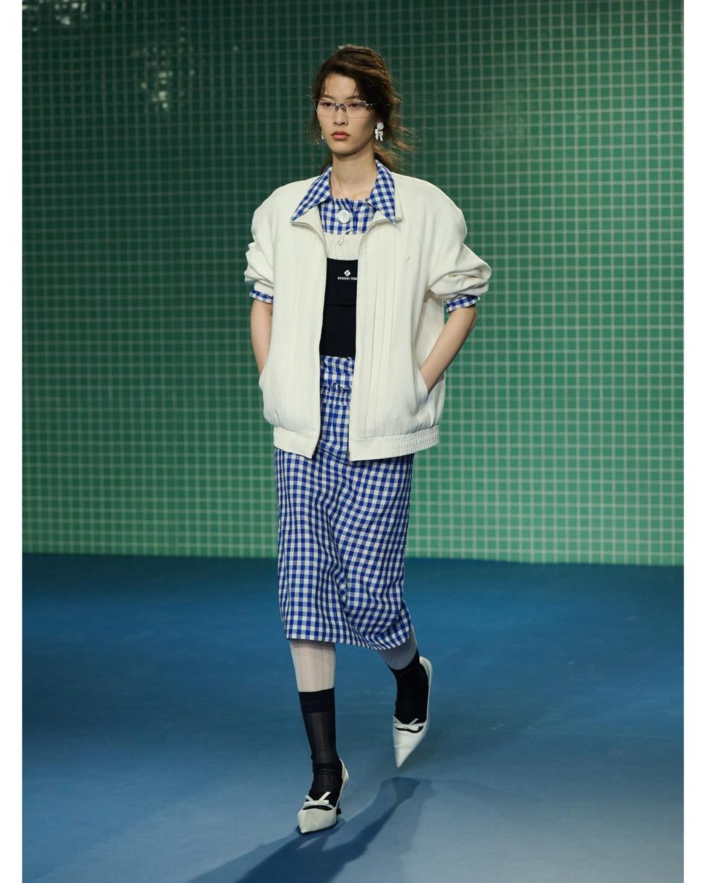We spoke with SHUSHU/TONG about their SS25 collection