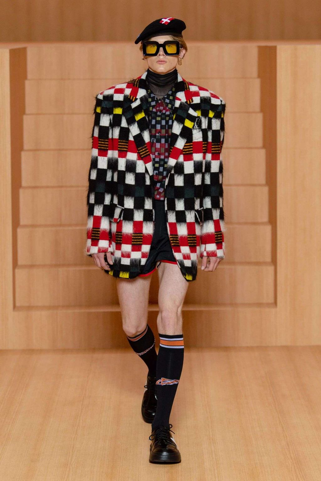 HOW VIRGIL ABLOH USED 6 SECONDS OF MUSIC TO INSPIRE THE ENTIRE LOUIS VUITTON SS22 SHOW