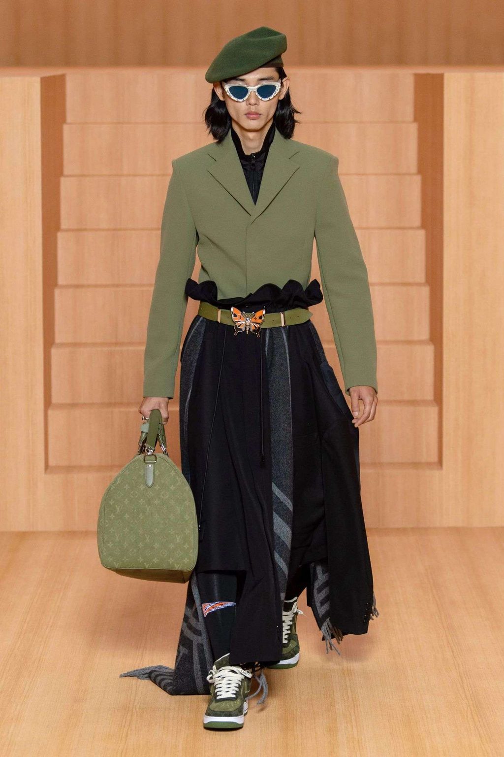 HOW VIRGIL ABLOH USED 6 SECONDS OF MUSIC TO INSPIRE THE ENTIRE LOUIS VUITTON SS22 SHOW