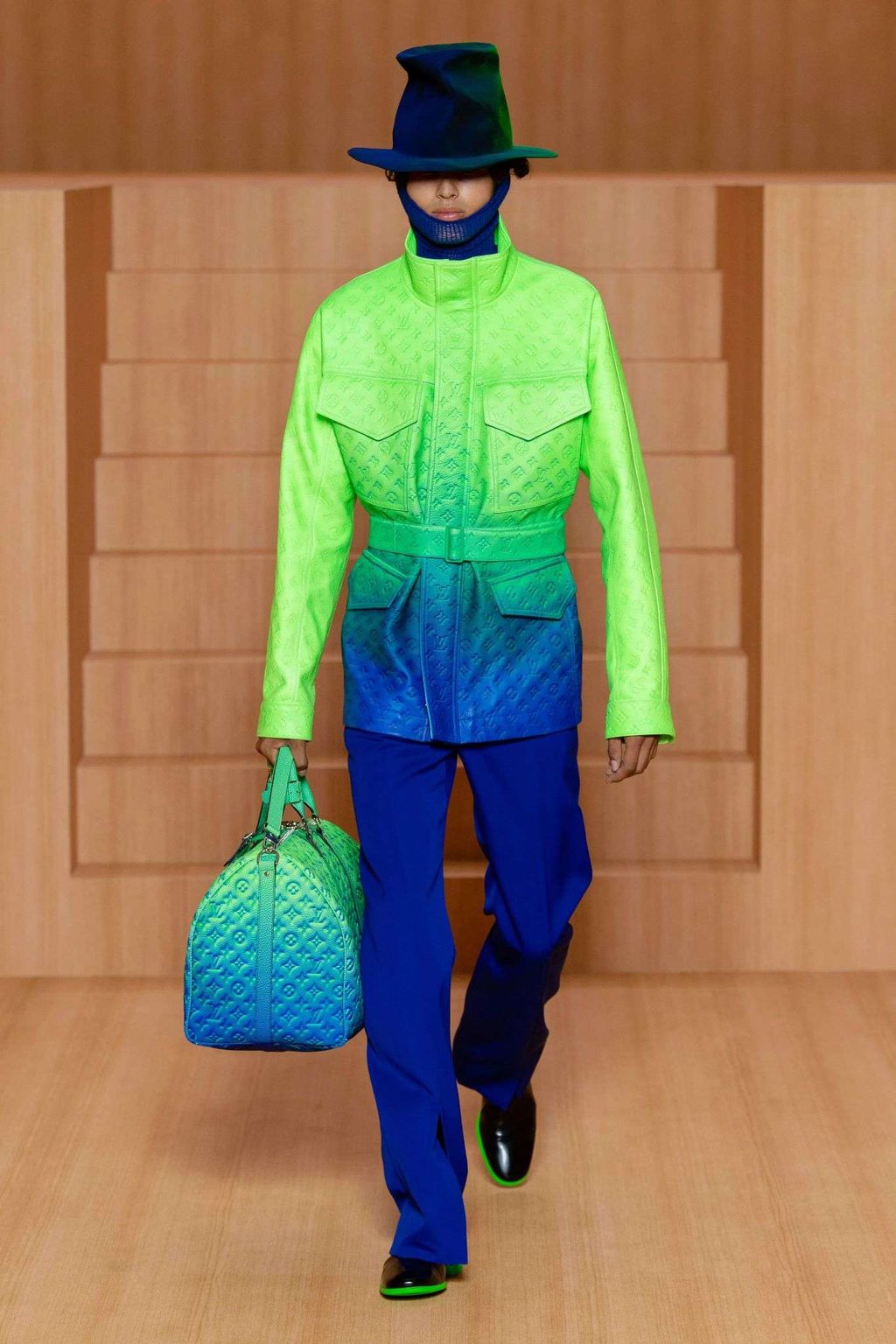 HOW VIRGIL ABLOH USED 6 SECONDS OF MUSIC TO INSPIRE THE ENTIRE LOUIS VUITTON SS22 SHOW