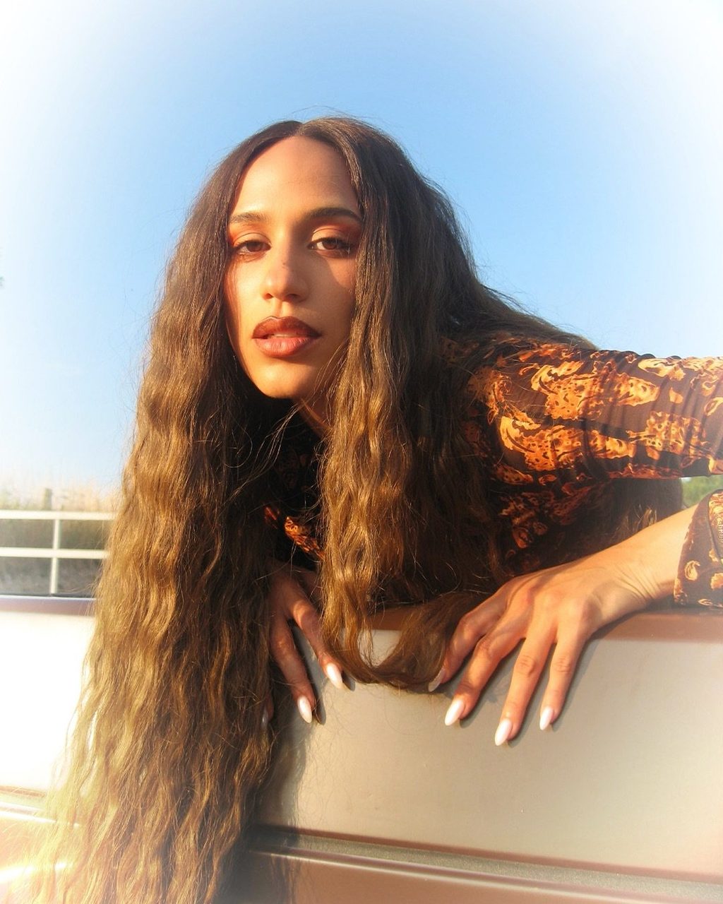 MAEVE TALKS HER LATEST RELEASE, EARLY INFLUENCES & OVERCOMING CREATIVE BLOCKS