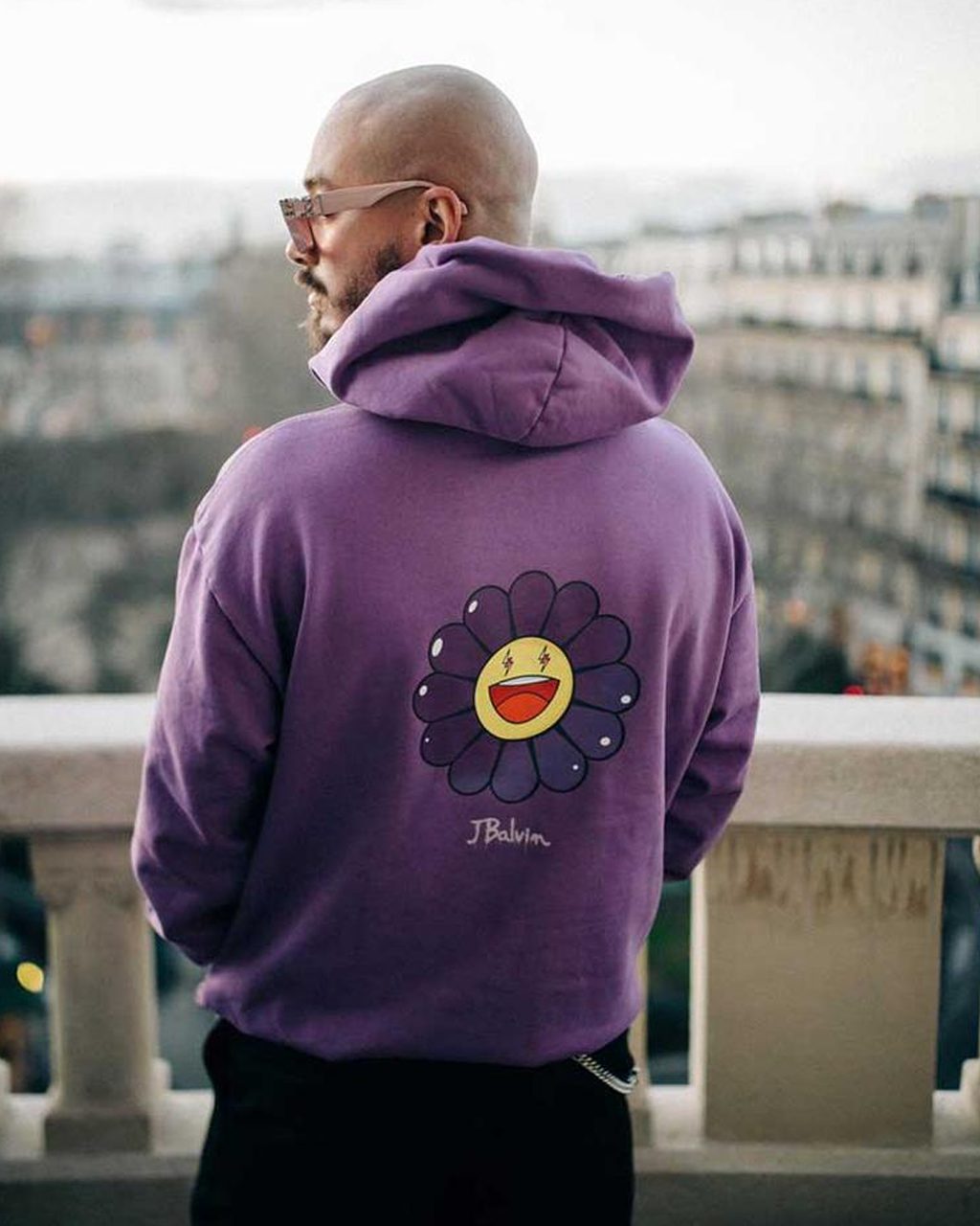 TAKASHI MURAKAMI'S FLOWERS: A CORE SYMBOL OF POP CULTURE