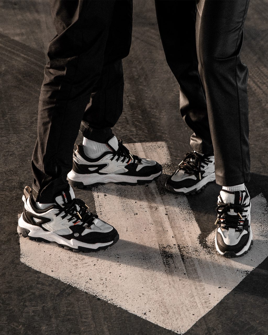 SET YOUR ALARM. THE NOTWOWAYS DROP IS COMING