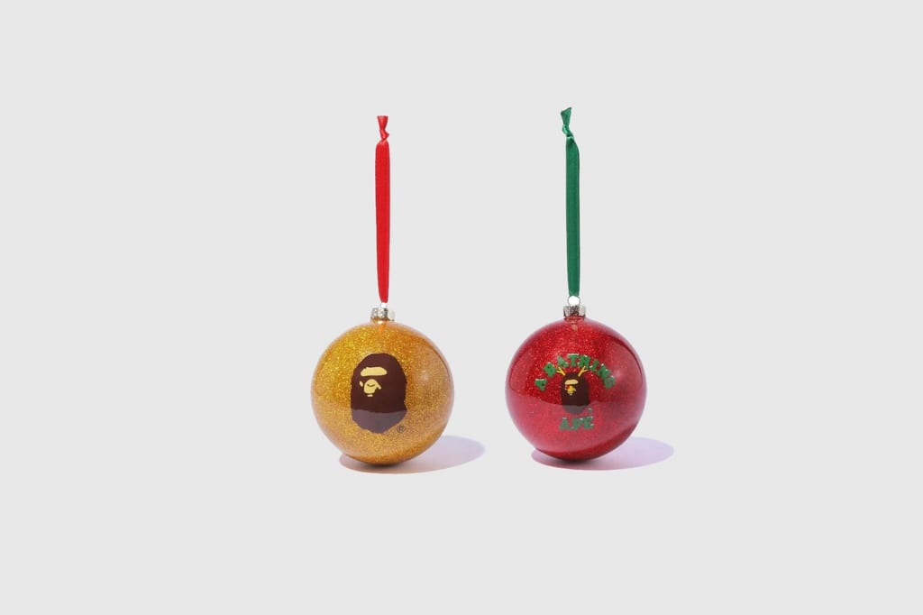 DECK OUT YOUR HALLS: A CHRISTMAS SHOPPING GUIDE