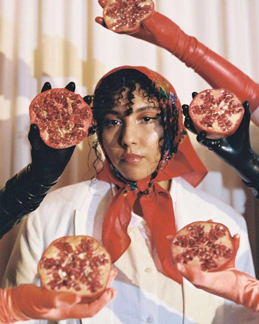 CULTED SOUNDS: BERRY GALAZKA TALKS INFLUENCES FROM FLORIDA LIVING & THE TIKTOK ALGORITHM READING HER MIND