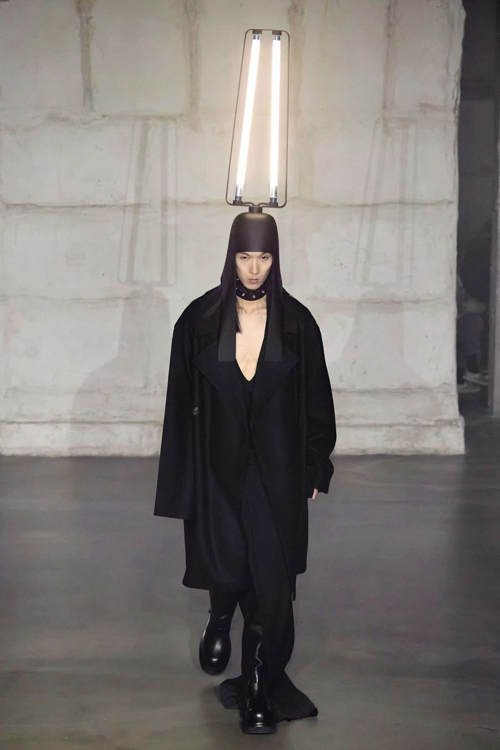 RICK OWENS GETS "DELICIOUSLY SLEAZY" FOR AW22