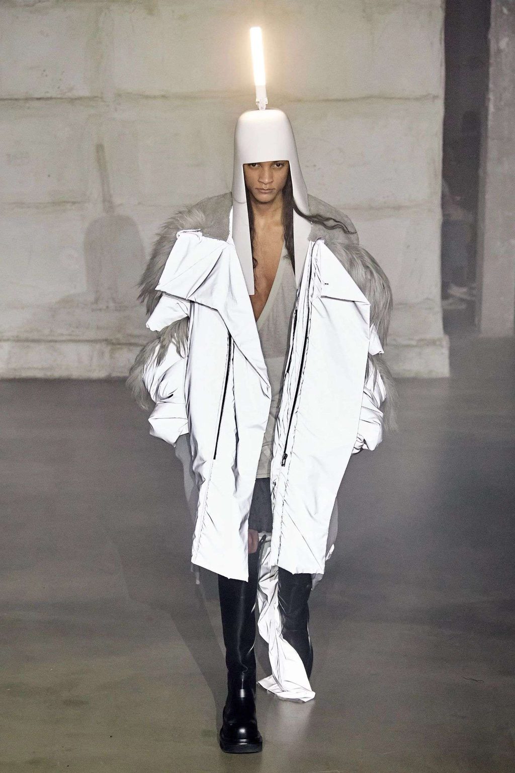 RICK OWENS GETS "DELICIOUSLY SLEAZY" FOR AW22