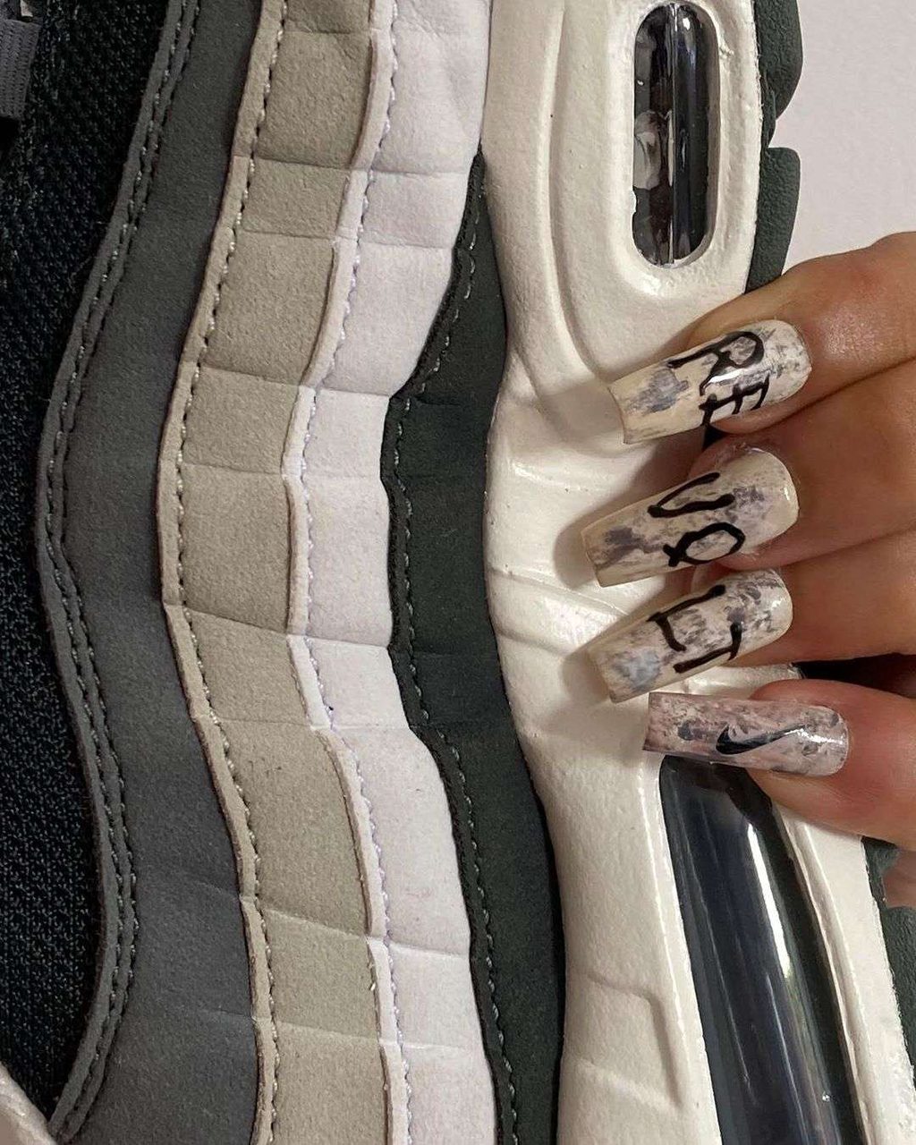 TALKING SNEAKERS, DESIGNING FOR NIKE & RESILIENCE WITH SANDY KAUR