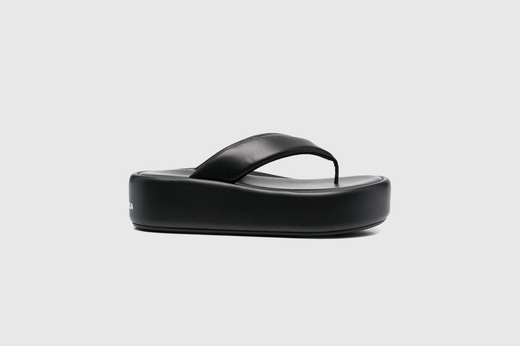 HAND BAGGAGE ONLY: HOLIDAY ESSENTIALS FOR THIS SUMMER