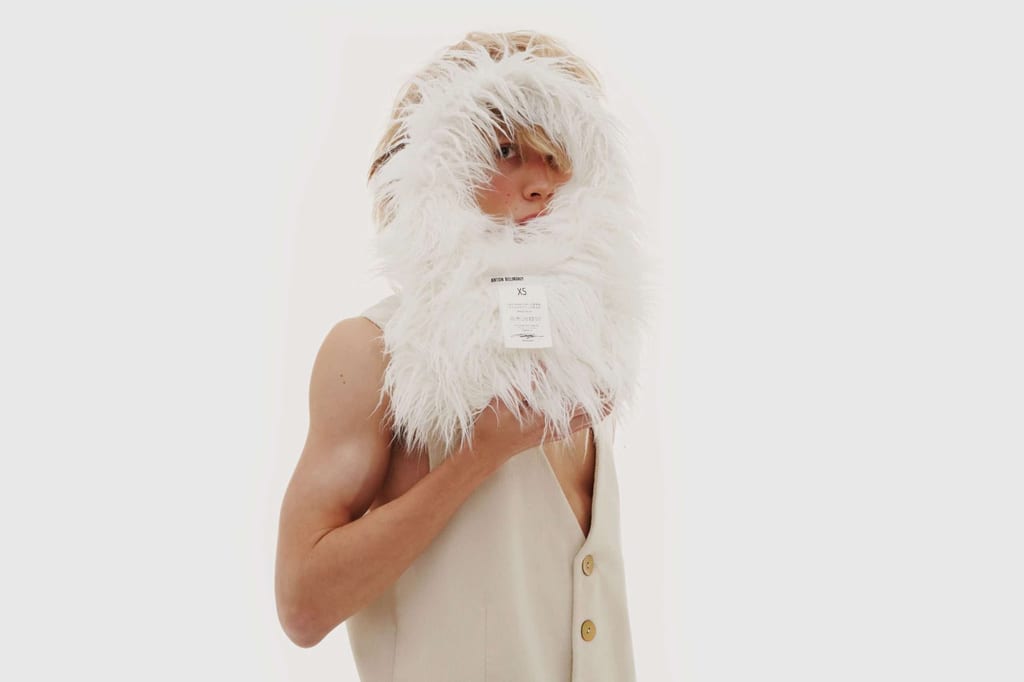 NO INVITE? NO PROBLEM. WHAT TO WEAR TO STUNT AT FASHION WEEK