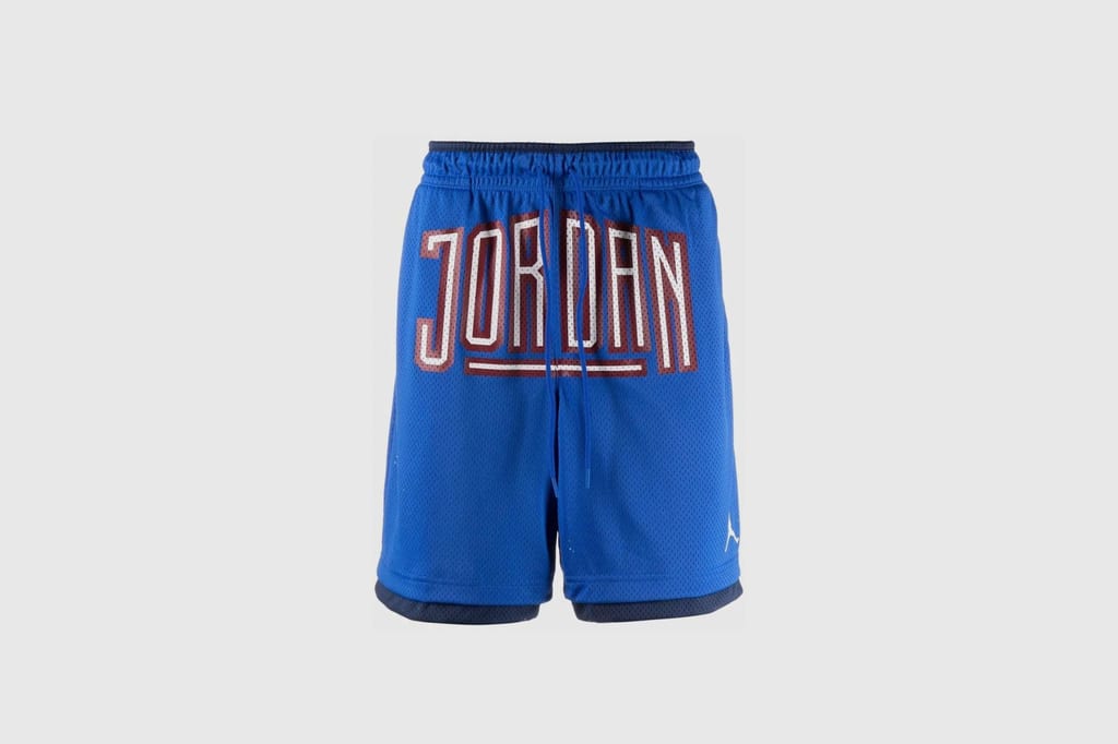 STEP OUT OF YOUR COMFORT ZONE WITH 4 TYPES OF SHORTS