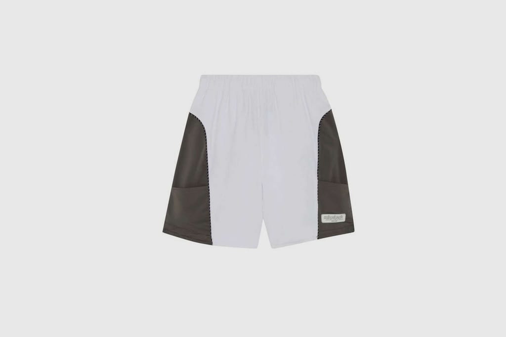 STEP OUT OF YOUR COMFORT ZONE WITH 4 TYPES OF SHORTS