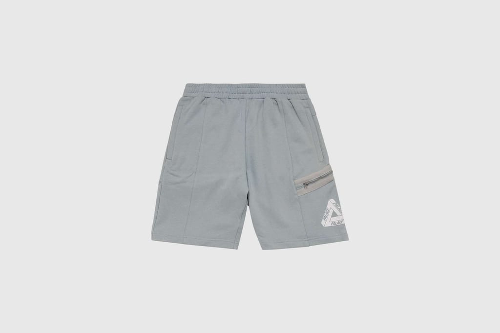 STEP OUT OF YOUR COMFORT ZONE WITH 4 TYPES OF SHORTS