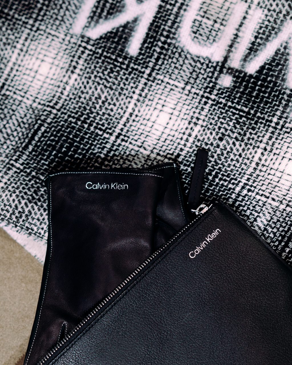WE WENT CHRISTMAS SHOPPING AT CALVIN KLEIN WITH DEYAZ & MATHILDE