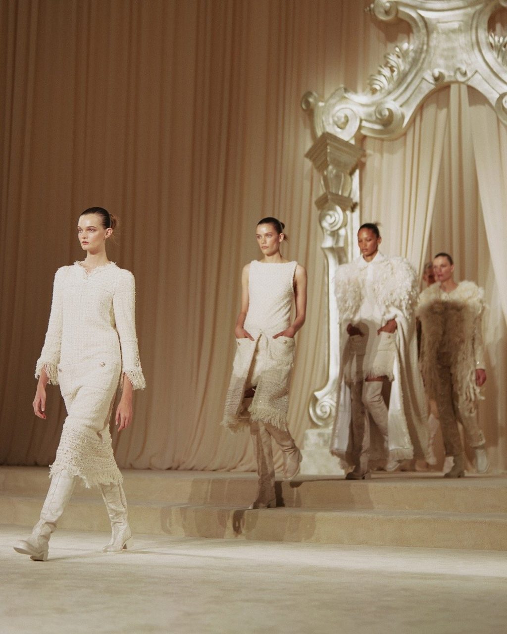 At Haute Couture Fall 2025/26, Chanel’s atelier is still killing it with no CD