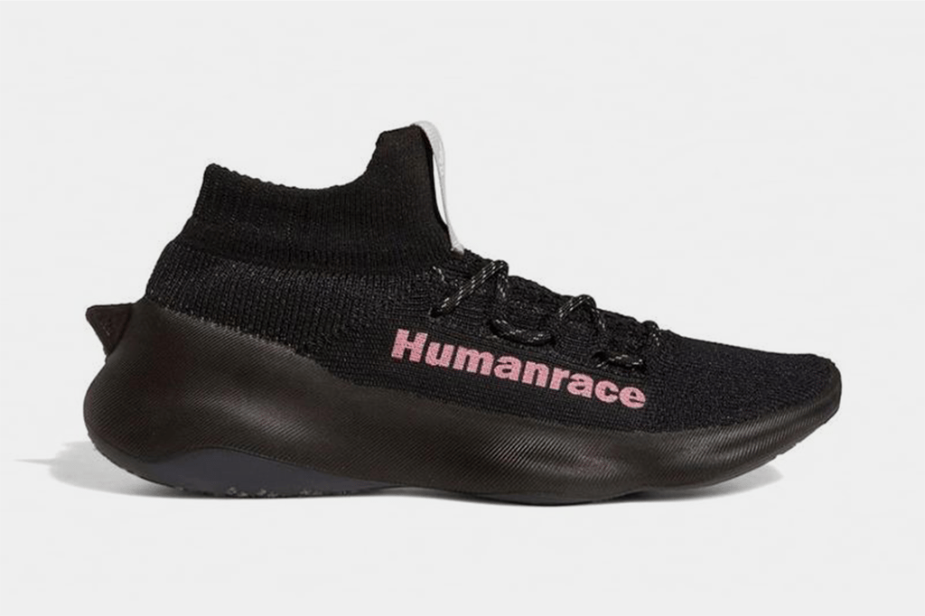ART NOT CUSTOMS - THIS WEEK IN SNEAKERS