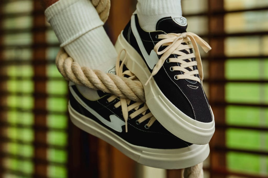 STEPNEY HOT STEPPERS - THIS WEEK IN SNEAKERS