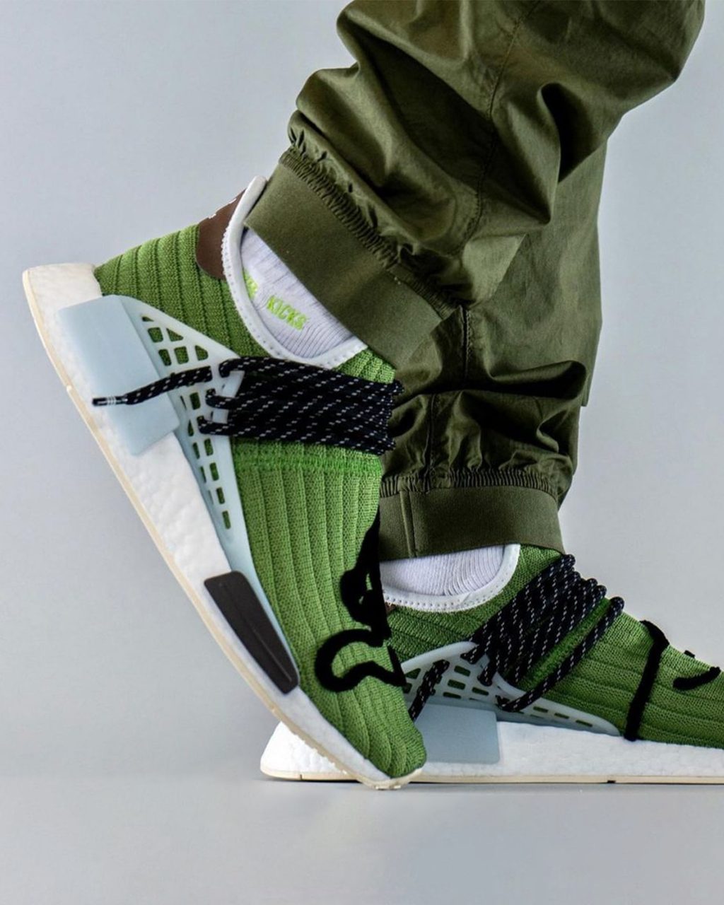 NOTHING BUT NET - THIS WEEK IN SNEAKERS