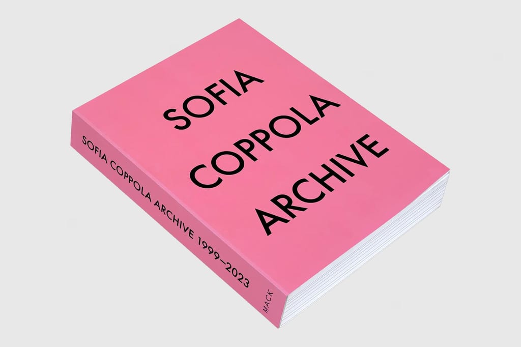 A girl-coded Holiday shopping guide