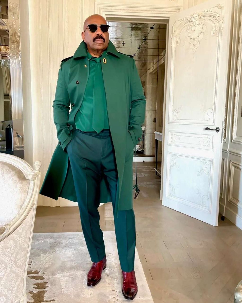 BOW DOWN TO FASHION’S UNCROWNED KINGS