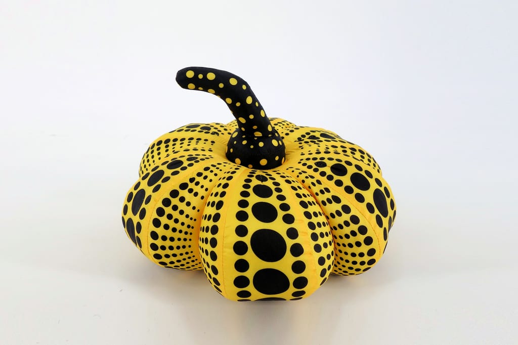 7 PIECES THAT WILL HELP YOU BUY INTO THE WORKS OF ICONIC ARTISTS