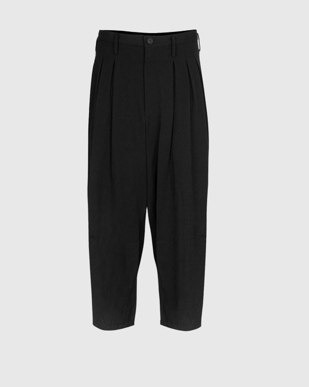 FASHION SCHOOL: PURE ELEGANCE FROM YOHJI YAMAMOTO