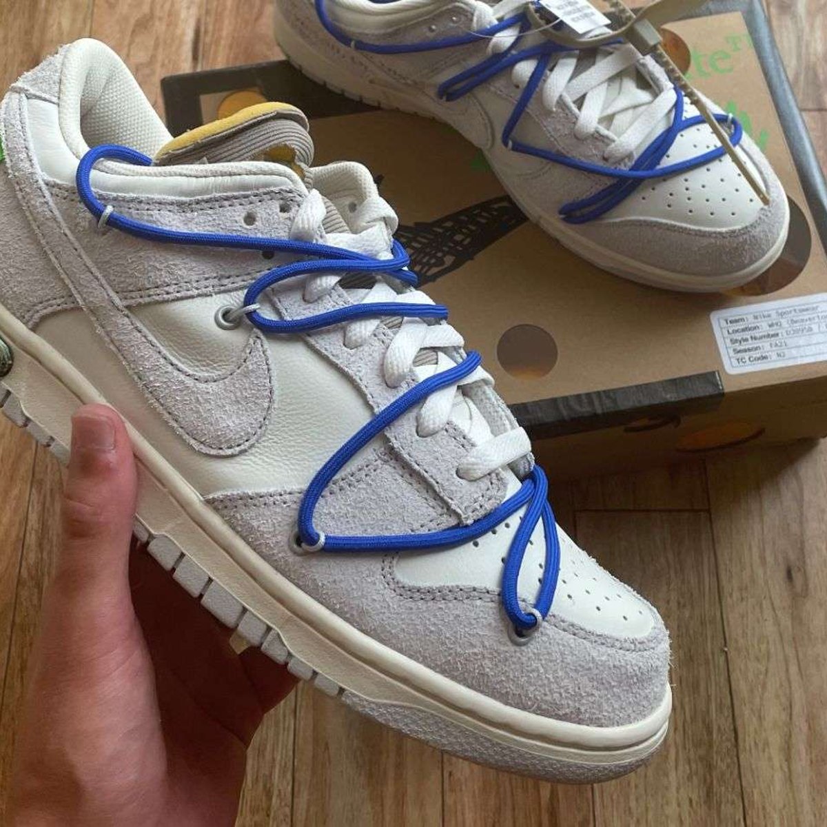 OFF-WHITE X NIKE DUNK LOW - LOT 32 | Culted Latest Drops