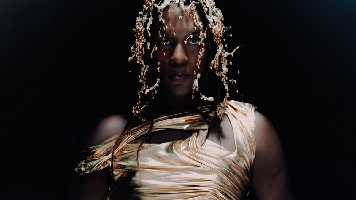 Di Petsa reincarnated the Goddess of Love Venus for SS24