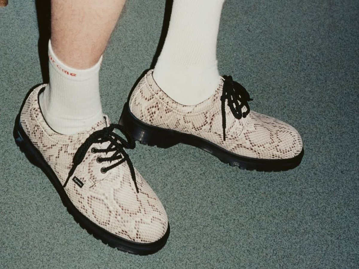 supreme×Dr.martens Take a first look at the new Supreme x Dr. Martens collaboration
