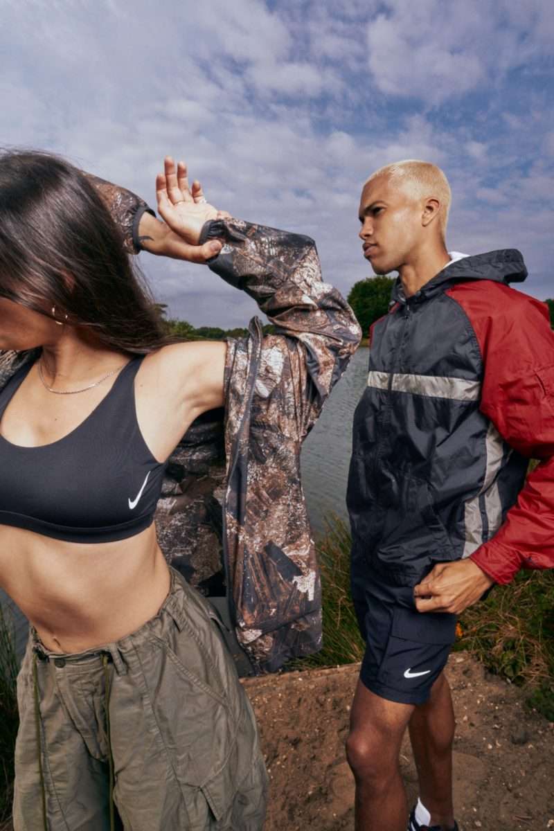 SWIM, SURF & CREATIVITY WITH DANI & YANN