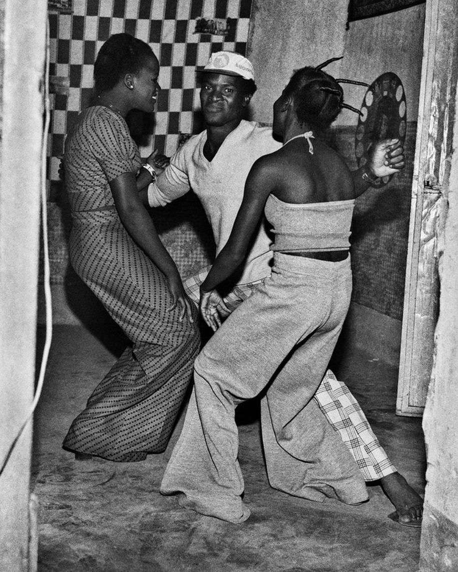 WALES BONNER SS22: AN ODE TO WEST AFRICAN JAZZ AND NIGHTLIFE